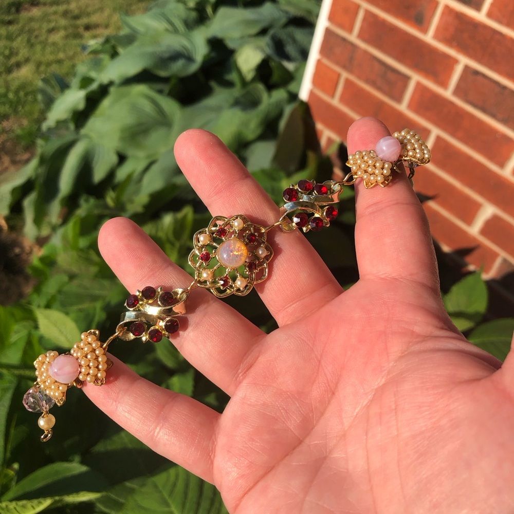 Hand Crafted Gold and Red Beaded Bracelet by @mydivamah